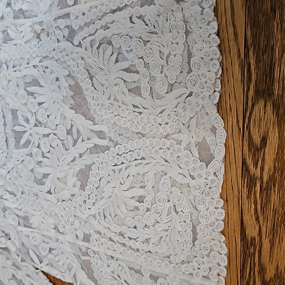 Buffalo David Bitton See Through Crochet Lace Mesh Top - Picture 4 of 12